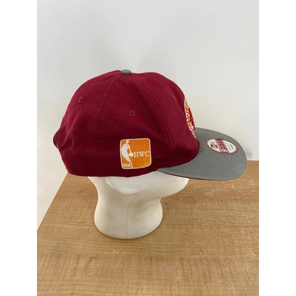 New Era 9FIFTY Cleveland Cavaliers NBA HWC Snapback Hat Mens Maroon Gray Cap